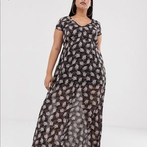 NWOT SIZE 12 MAXI DRESS